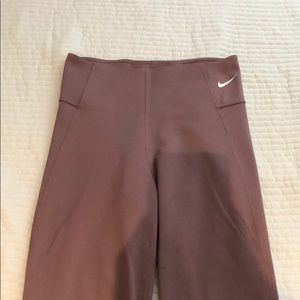 SOLD ON DEPOP brand new nike dusty rose leggings